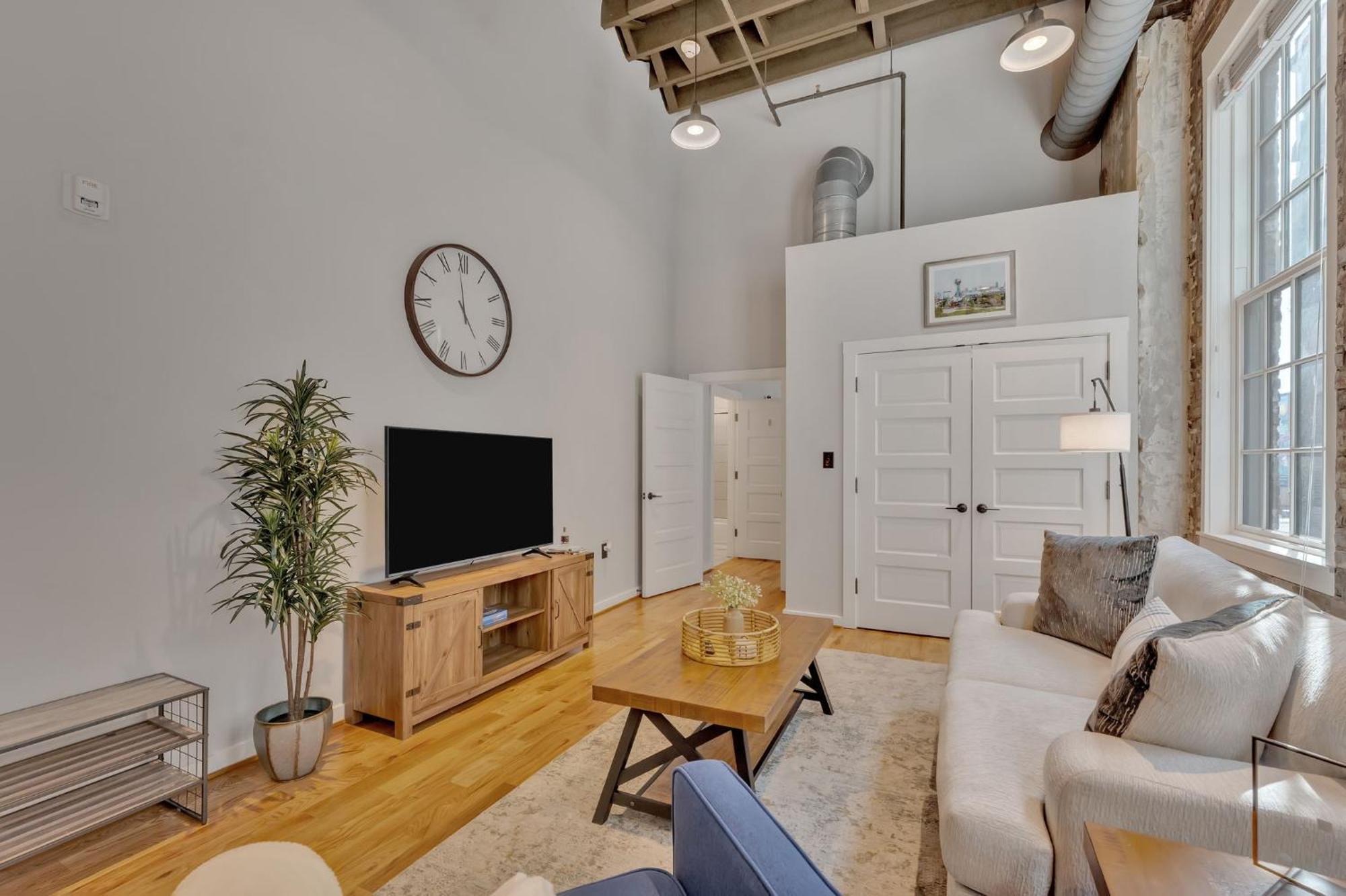 Apartment Heart Of Downtown Knoxville
